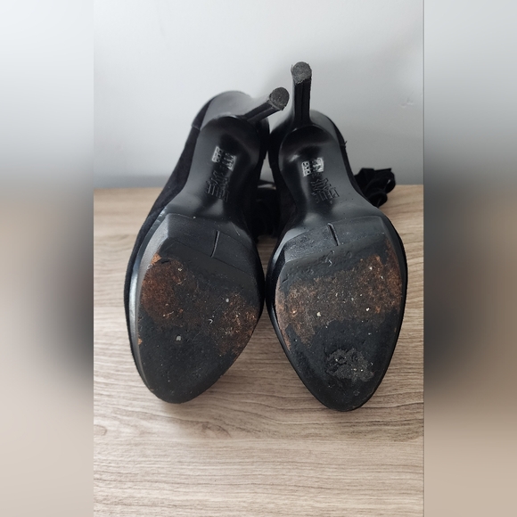 Booties - Picture 5 of 10